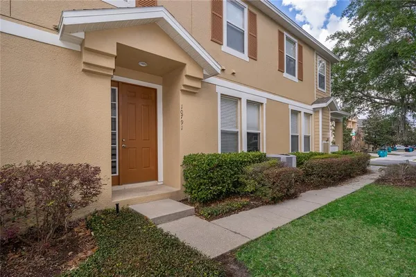 $2,190 | 10791 Gran Paradiso Drive, Unit 13A, Orlando, FL 32832