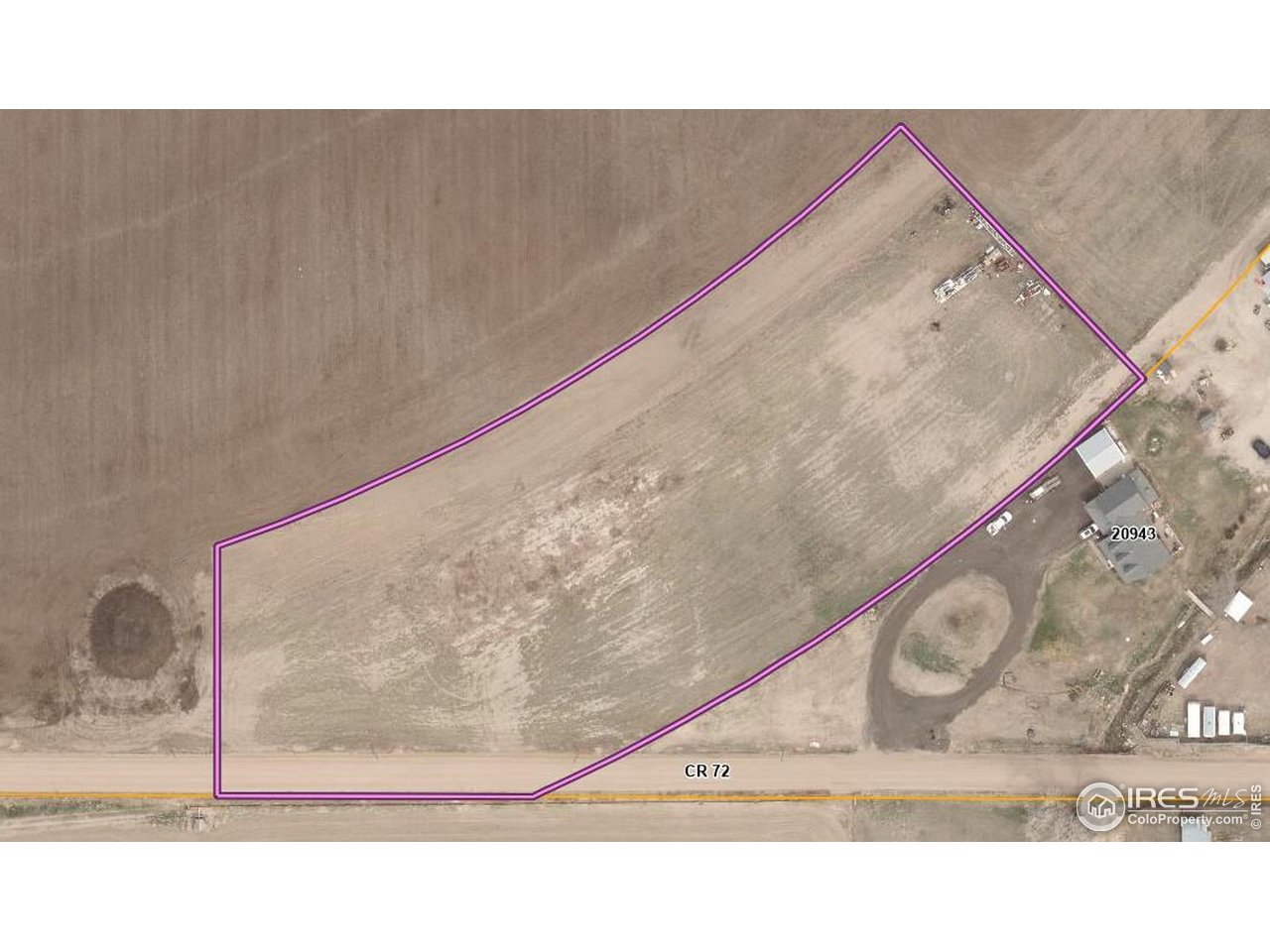 20801 County Road 72 Eaton, CO 80615 - Photo 1 of 4 a black and white photo of a living room