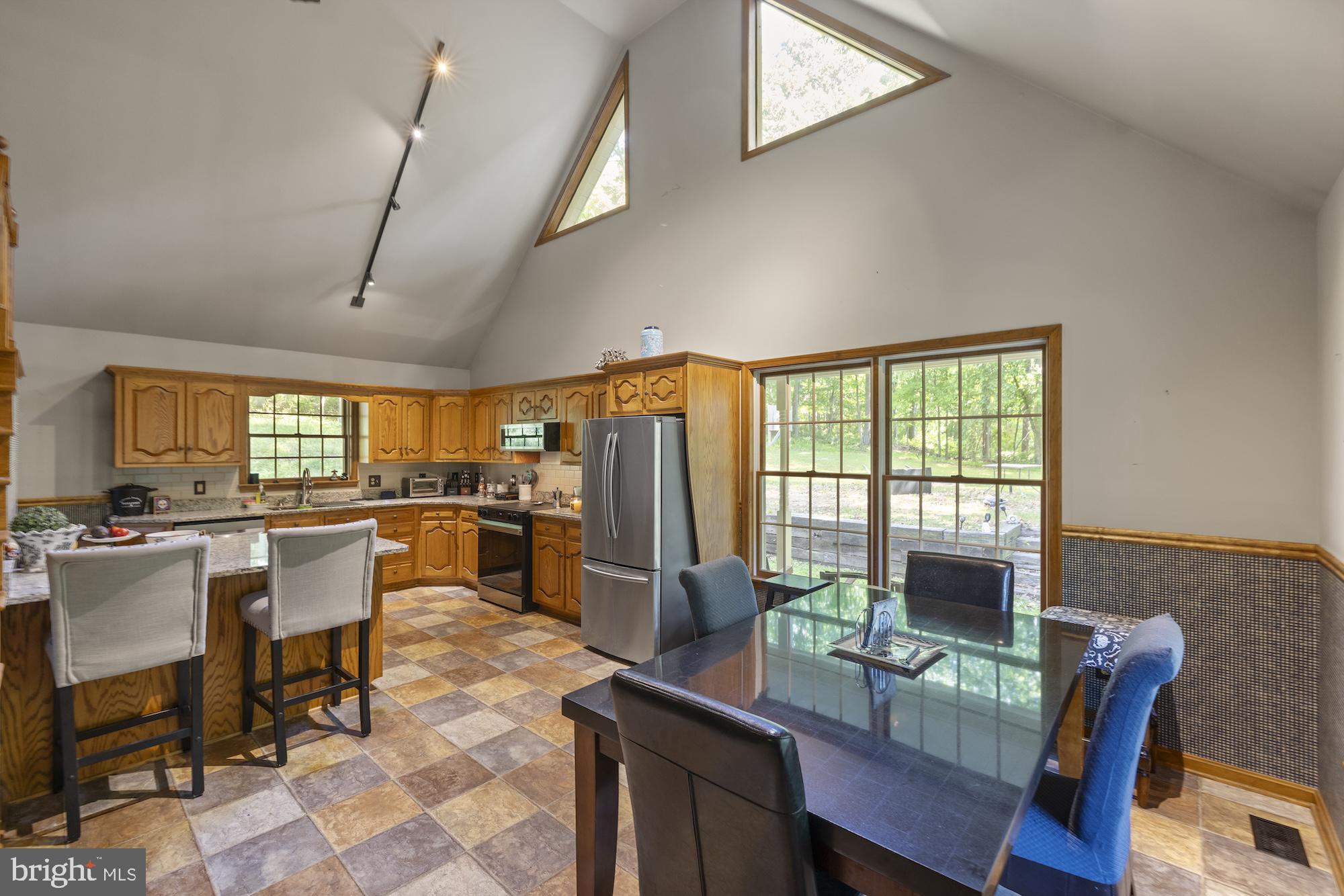 10373 Fish And Game Road Waynesboro, PA 17268 - Photo 11 of 57