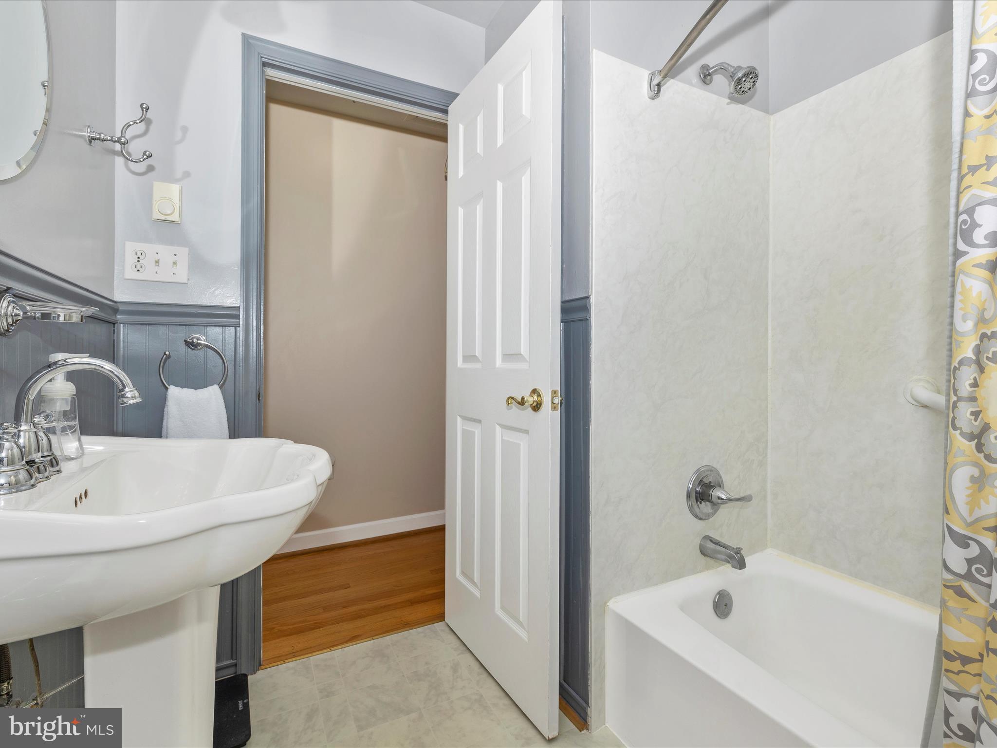 9028 Hamburg Road Frederick, MD 21702 - Photo 33 of 65 Bathroom 2