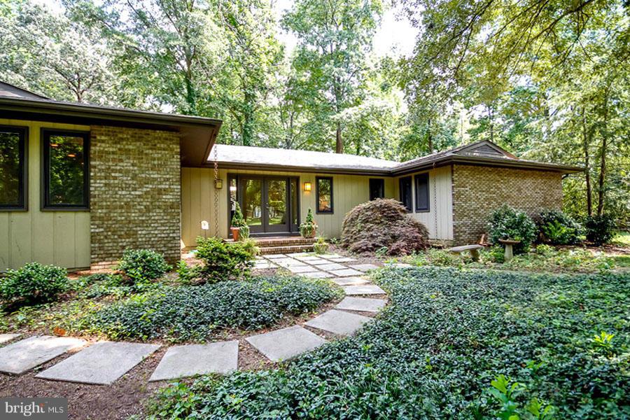 3055 Rundelac Road Annapolis, MD 21403 - Photo 1 of 30 Sophisticated Upscale Harness Creek Rancher