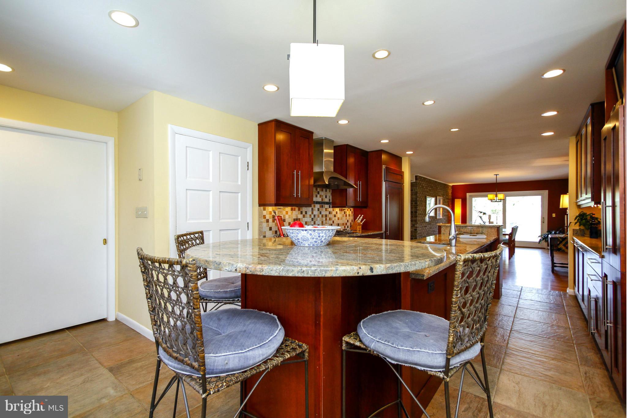 3055 Rundelac Road Annapolis, MD 21403 - Photo 16 of 30 Granite Counters / Bistro Dining Area