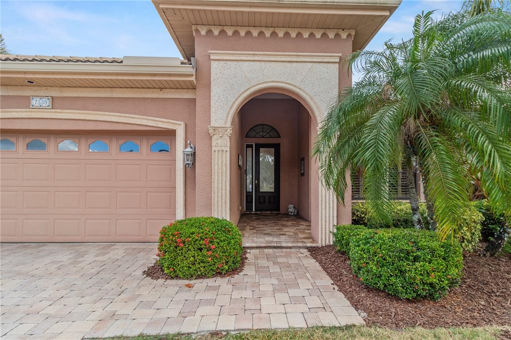 7339 Riviera Cove Lakewood Ranch, FL 34202 - Photo 2 of 38
