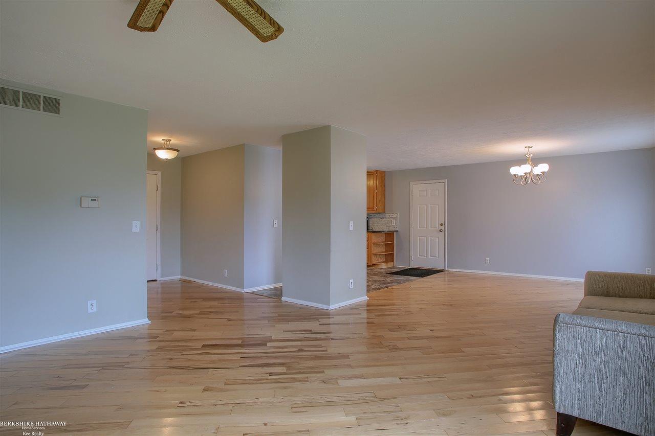73100 McFadden Road Armada, MI 48005 - Photo 7 of 32 31384766-6.JPG