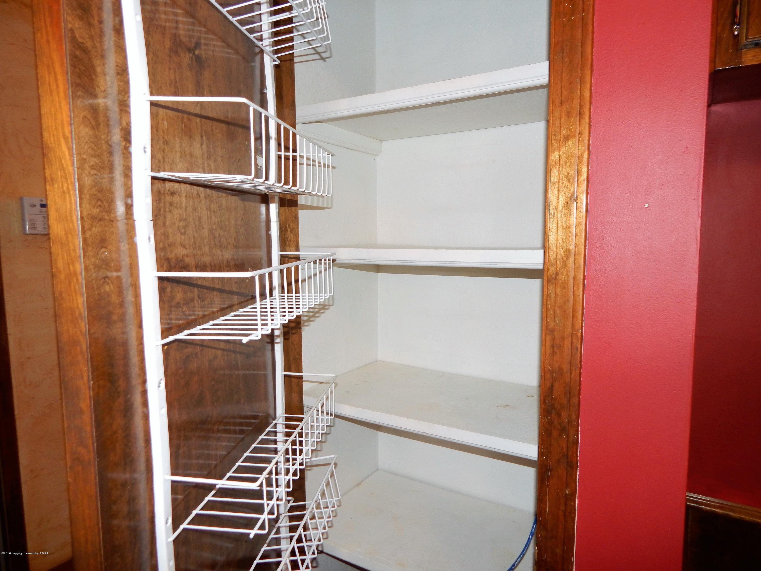 2217 Gresham Drive Amarillo, TX 79110 - Photo 13 of 32 PANTRY