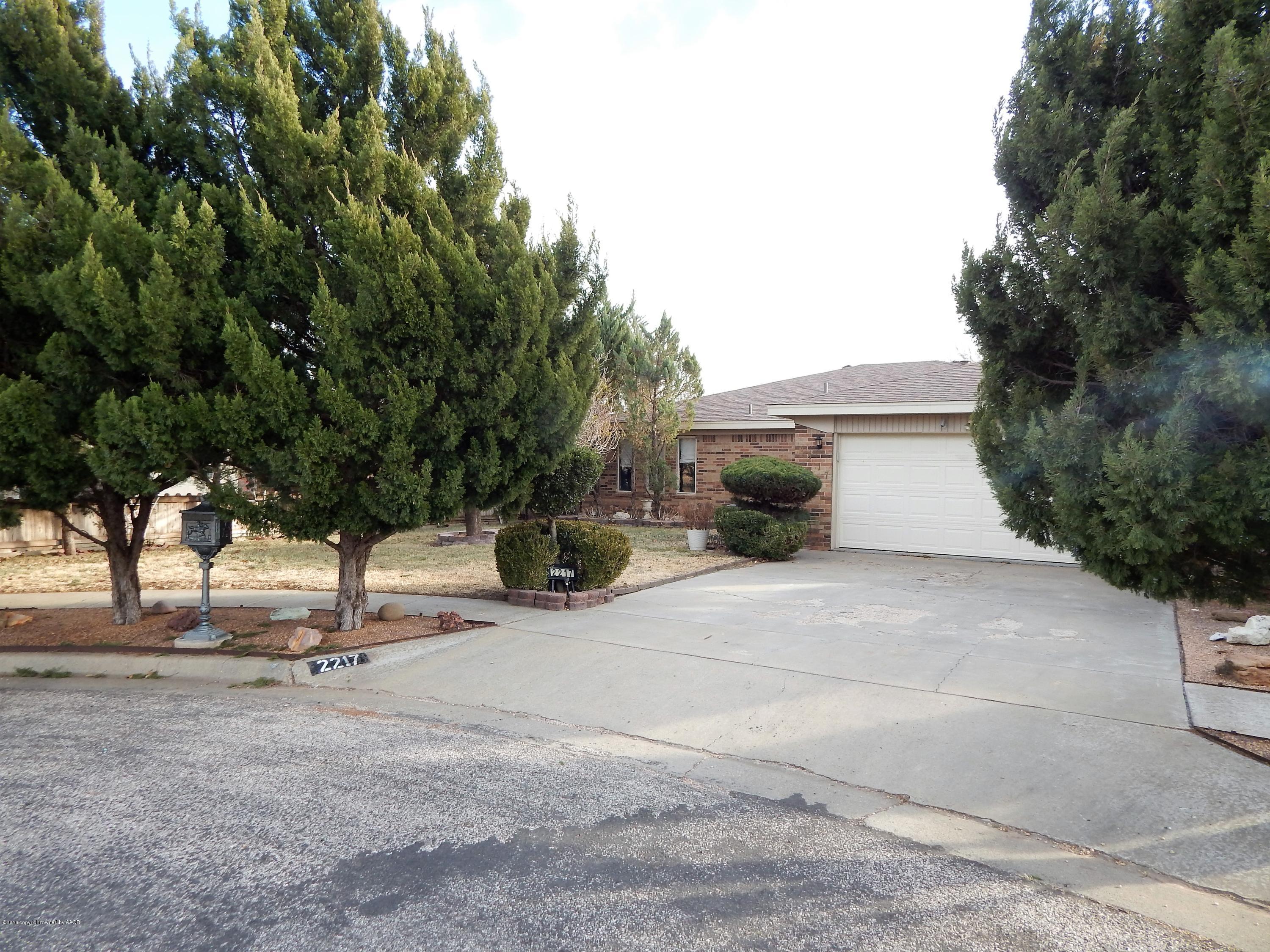 2217 Gresham Drive Amarillo, TX 79110 - Photo 2 of 32 FRONT 2