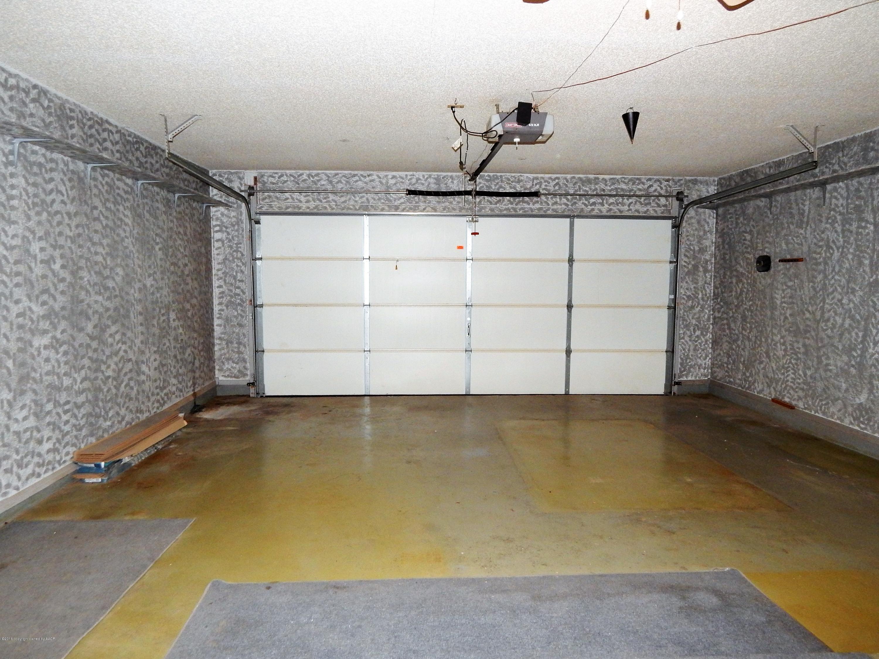 2217 Gresham Drive Amarillo, TX 79110 - Photo 28 of 32 GARAGE
