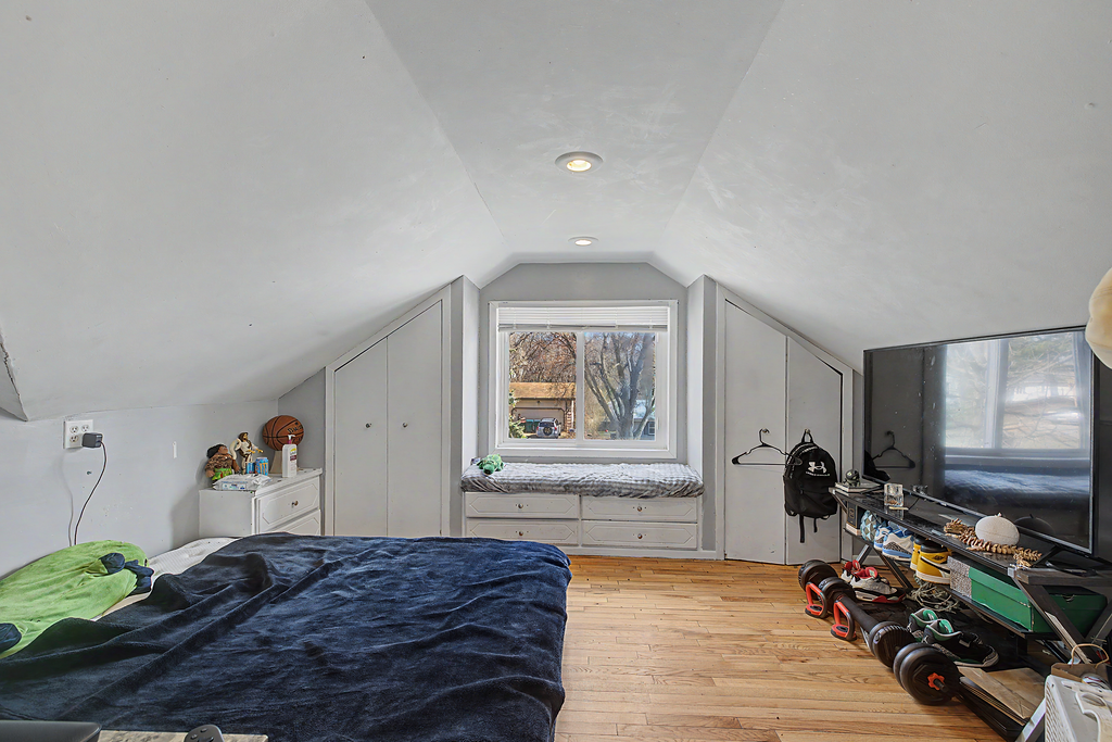 4034 Cleveland Street Northeast Minneapolis, MN 55421 - Photo 16 of 36