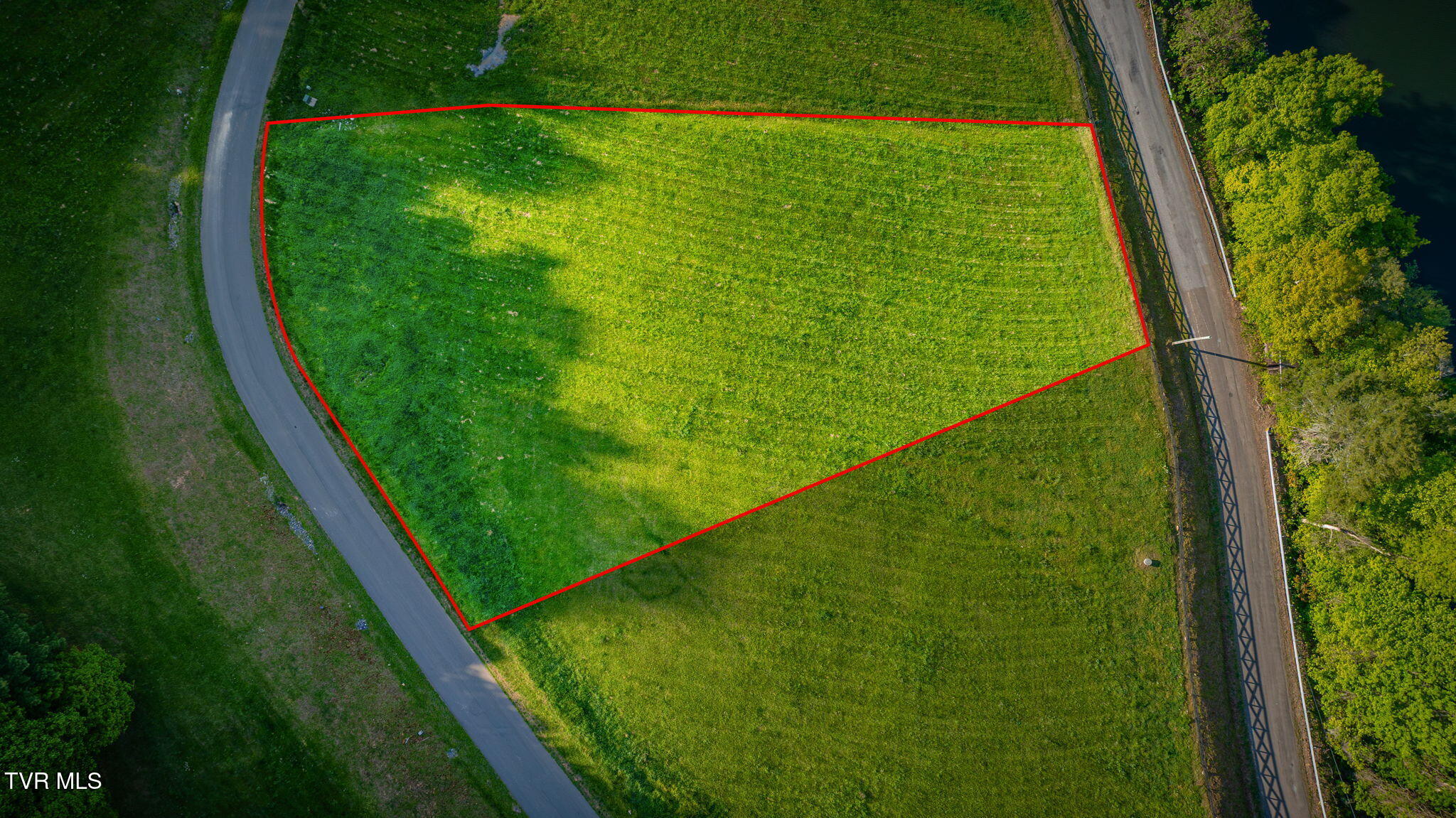 Tbd Tbd Cowan Town & Eagle Ridge Pkwy Road, Unit 16 Butler, TN 37640 - Photo 15 of 17 111a
