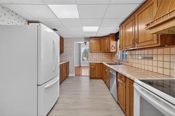 $724,999 | 1542 Lake Ariana Boulevard, Auburndale, FL 33823