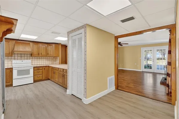 $724,999 | 1542 Lake Ariana Boulevard, Auburndale, FL 33823