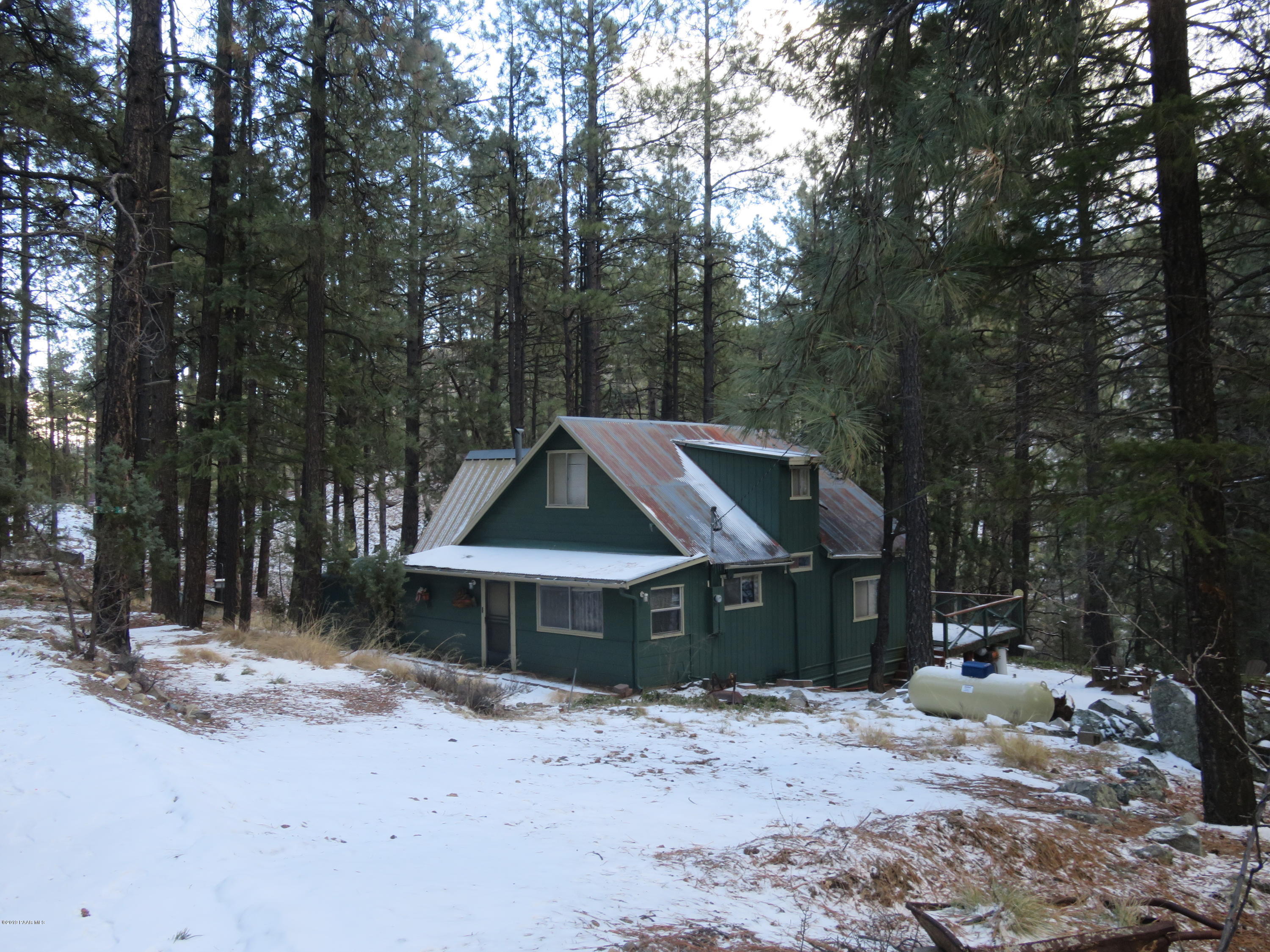 4049 East Eagle Road Prescott, AZ 86303 - Photo 2 of 21 Mountain Cabin