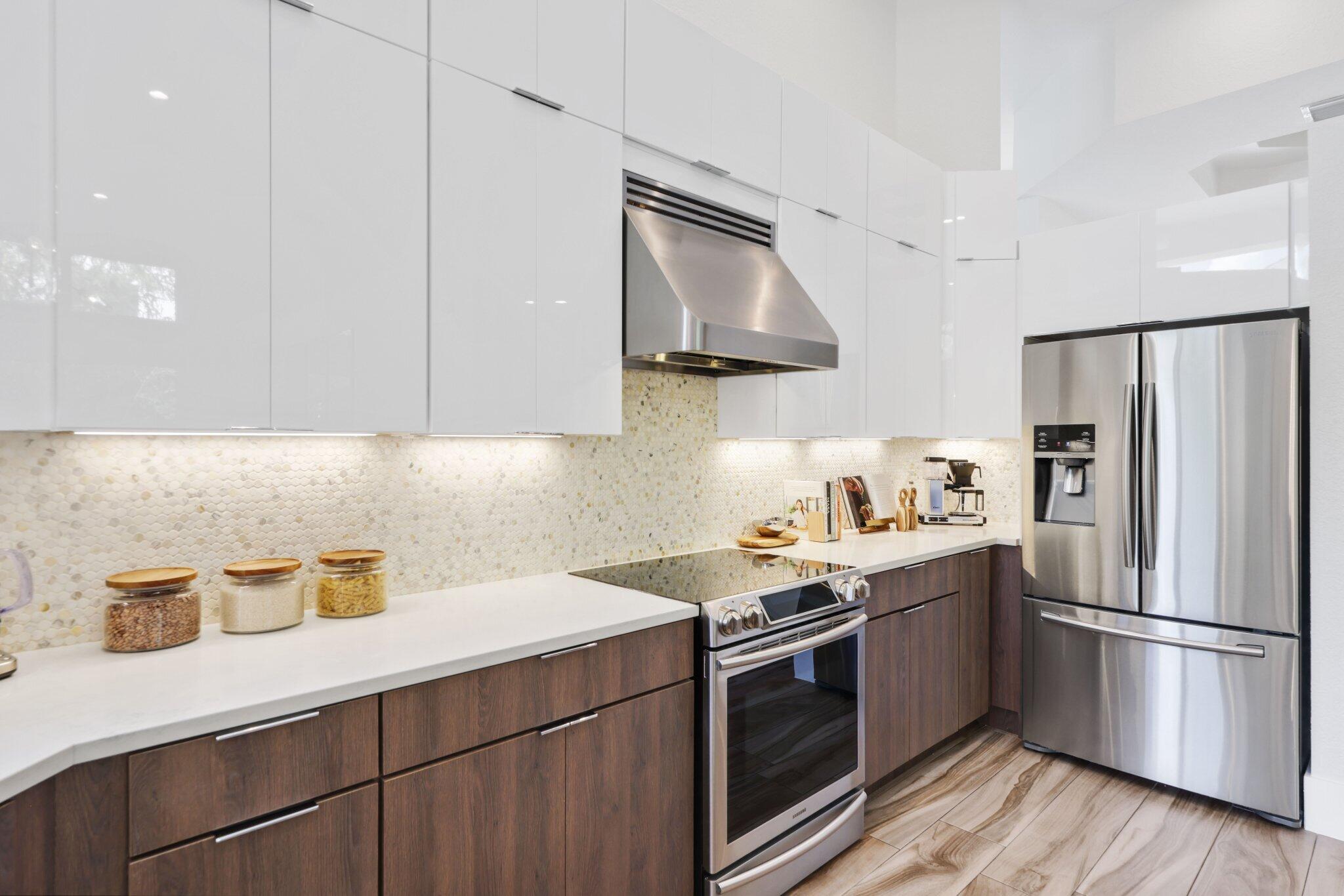 4552 Northwest 26th Avenue Boca Raton, FL 33434 - Photo 11 of 54 kitchen