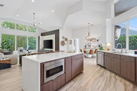 $1,895,000 | 4552 Northwest 26th Avenue, Boca Raton, FL 33434