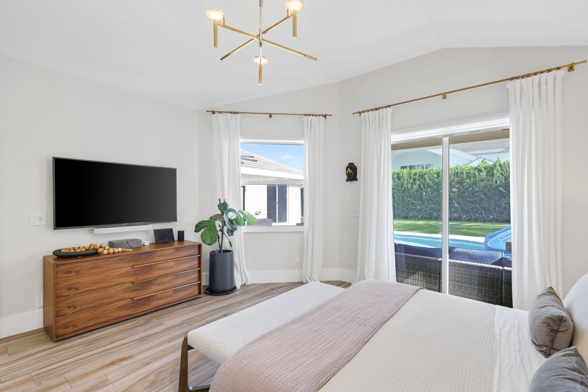 4552 Northwest 26th Avenue Boca Raton, FL 33434 - Photo 20 of 54 Primary