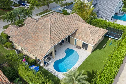 $1,895,000 | 4552 Northwest 26th Avenue, Boca Raton, FL 33434