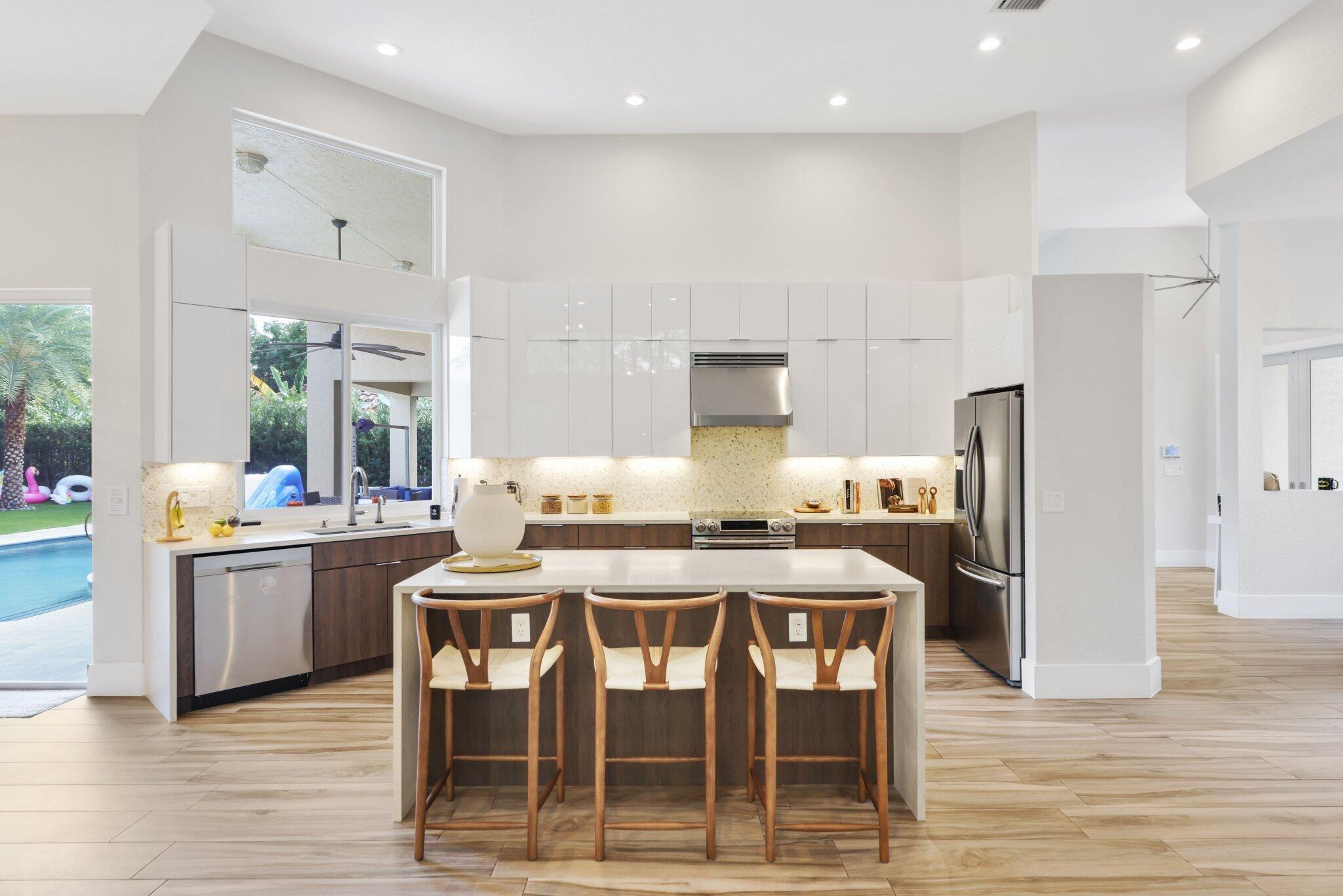 4552 Northwest 26th Avenue Boca Raton, FL 33434 - Photo 9 of 54 kitchen
