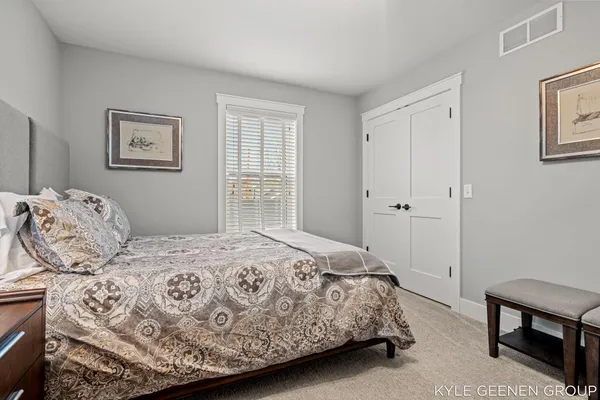 $825,000 | 140 West 10th Street, Holland, MI 49423