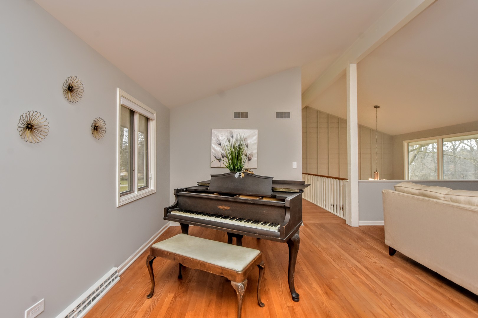 793 Cherokee Road Lake Forest, IL 60045 - Photo 22 of 39 a living room with furniture and wooden floor