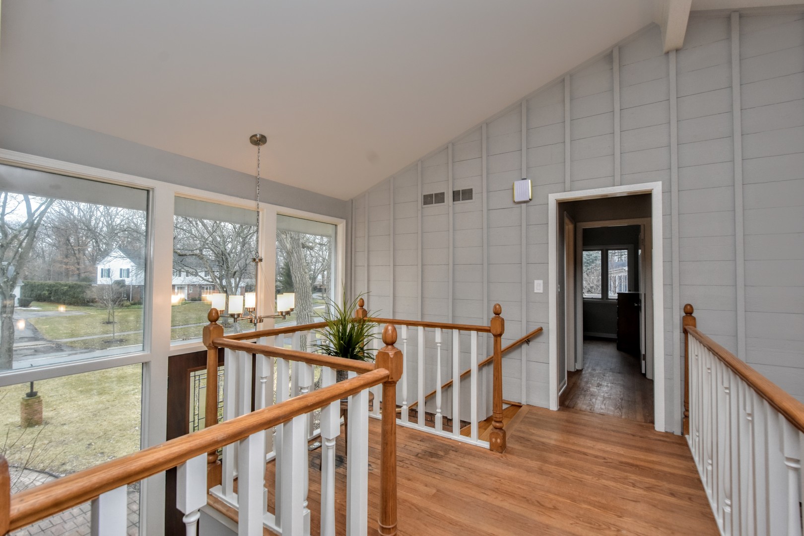 793 Cherokee Road Lake Forest, IL 60045 - Photo 29 of 39 a view of a balcony