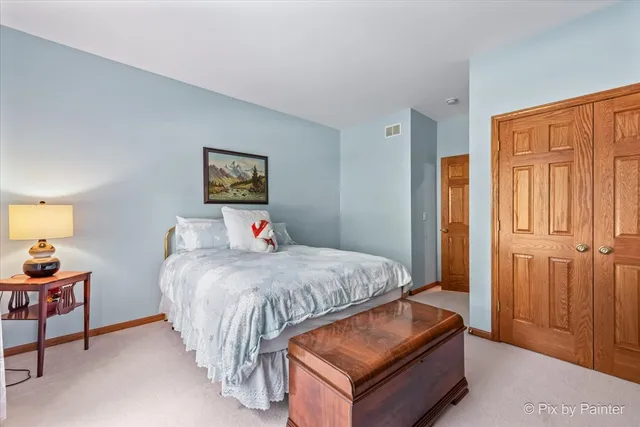 $448,900 | 4051 Willow View Drive, Lake In The Hills, IL 60156