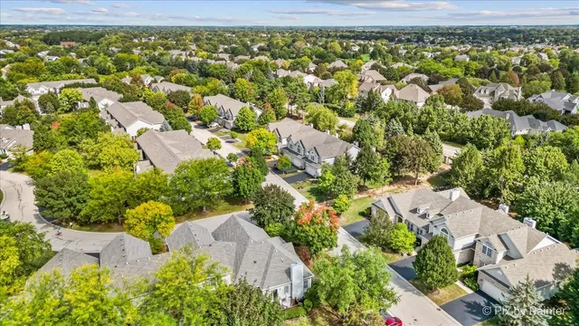 $448,900 | 4051 Willow View Drive, Lake In The Hills, IL 60156