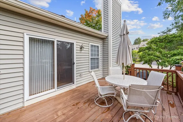 $448,900 | 4051 Willow View Drive, Lake In The Hills, IL 60156