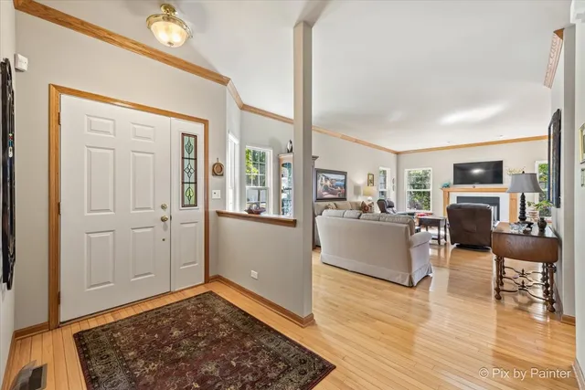 $448,900 | 4051 Willow View Drive, Lake In The Hills, IL 60156