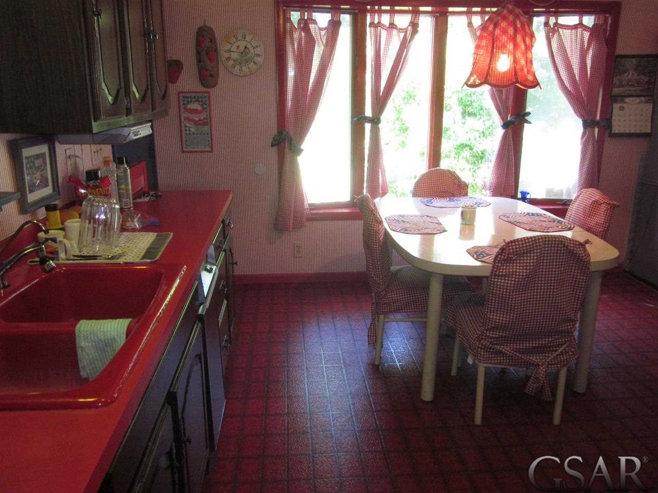 3603 Lansing Road Bancroft, MI 48414 - Photo 2 of 29 31160715-1.JPG