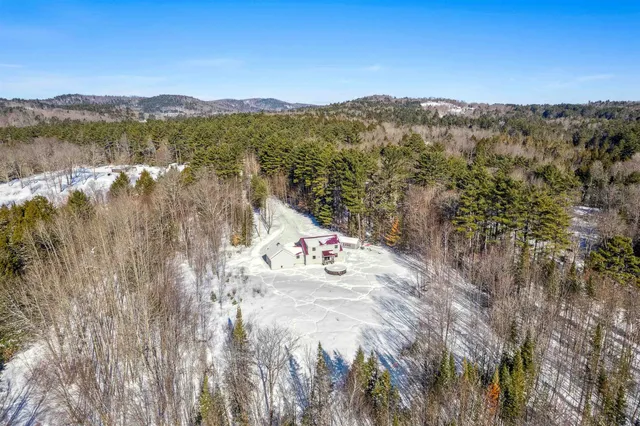 $515,000 | 142 Rocky Lane, Wells River, VT 05081