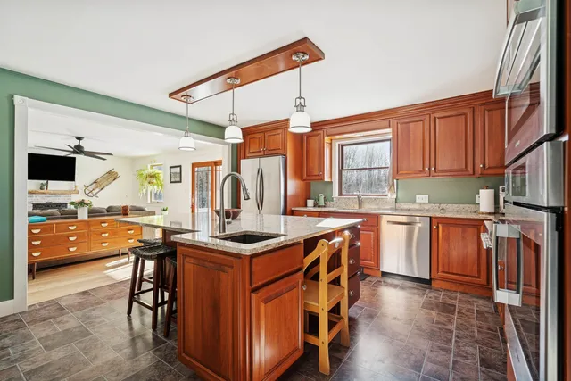 $515,000 | 142 Rocky Lane, Wells River, VT 05081