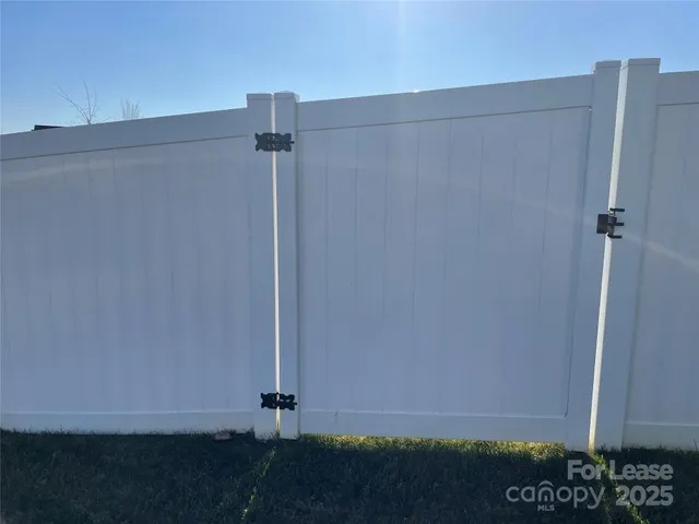 $2,100 | 137 Gray Willow Street, Mooresville, NC 28117