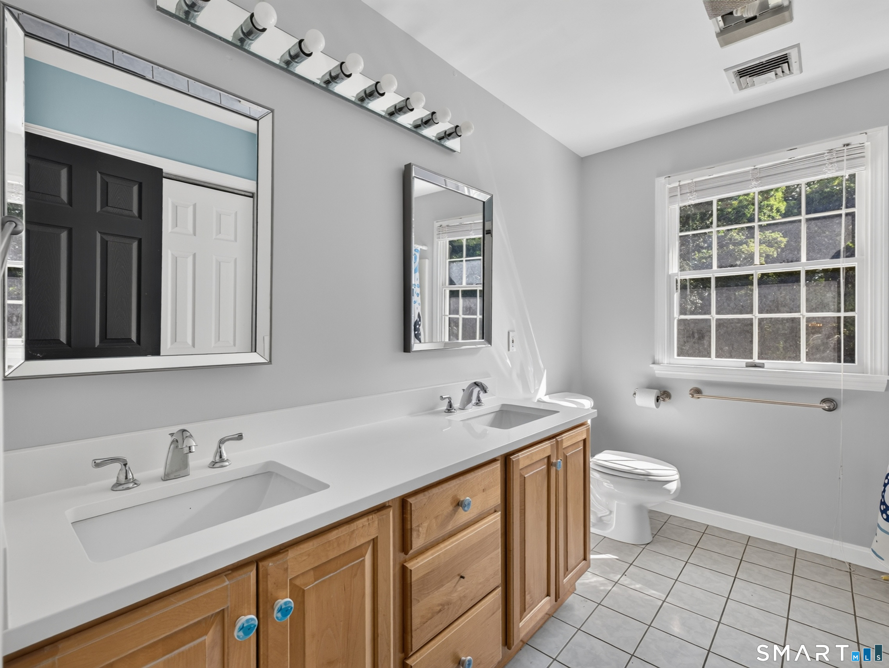 39 Cardinal Road East Lyme, CT 06333 - Photo 31 of 40 Gallery Image 31
