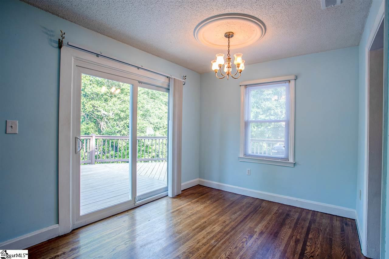 104 Robin Hood Road Greenville, SC 29607 - Photo 5 of 24