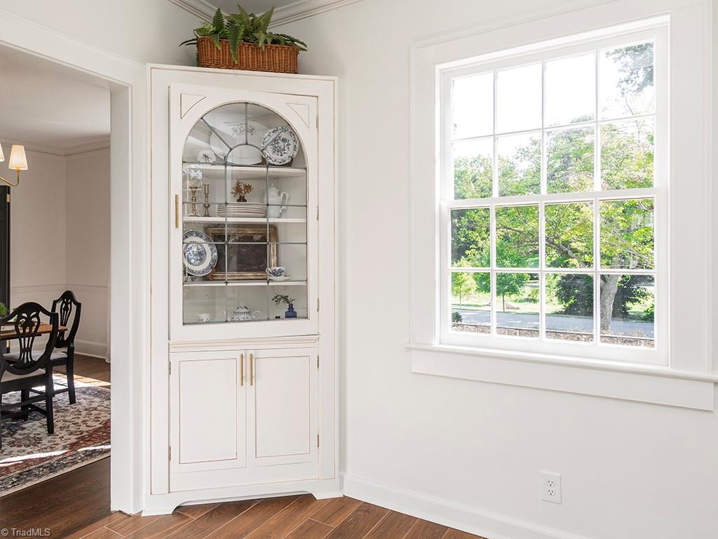 808 West Willowbrook Drive Burlington, NC 27215 - Photo 11 of 36