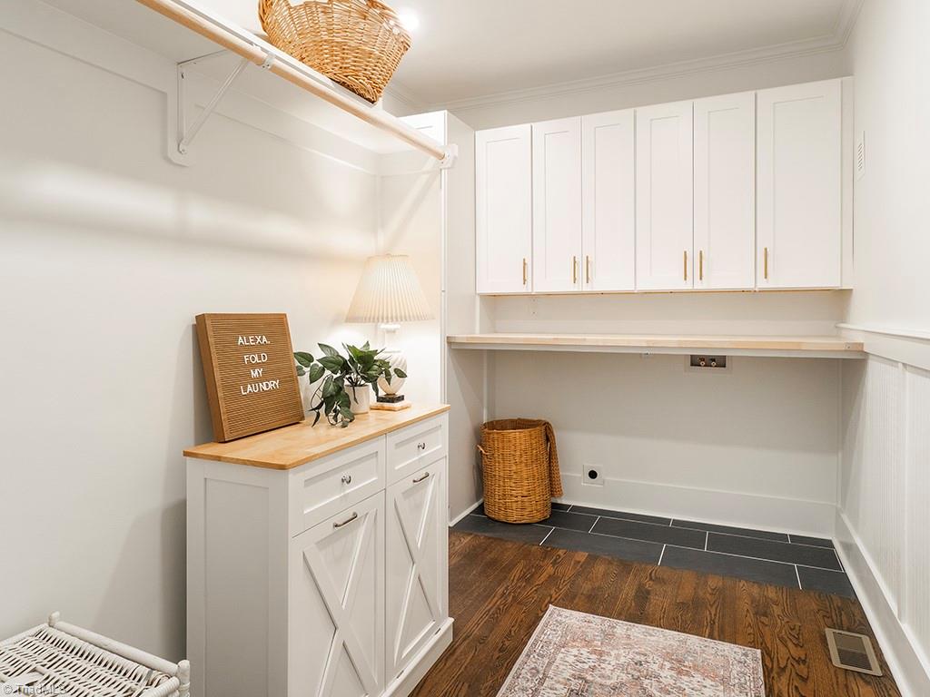 808 West Willowbrook Drive Burlington, NC 27215 - Photo 21 of 36