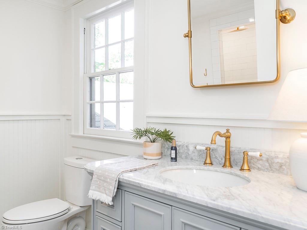 808 West Willowbrook Drive Burlington, NC 27215 - Photo 26 of 36