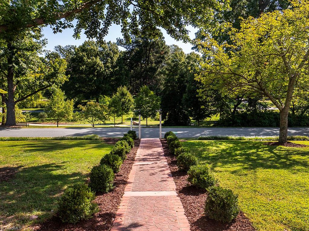 808 West Willowbrook Drive Burlington, NC 27215 - Photo 33 of 36