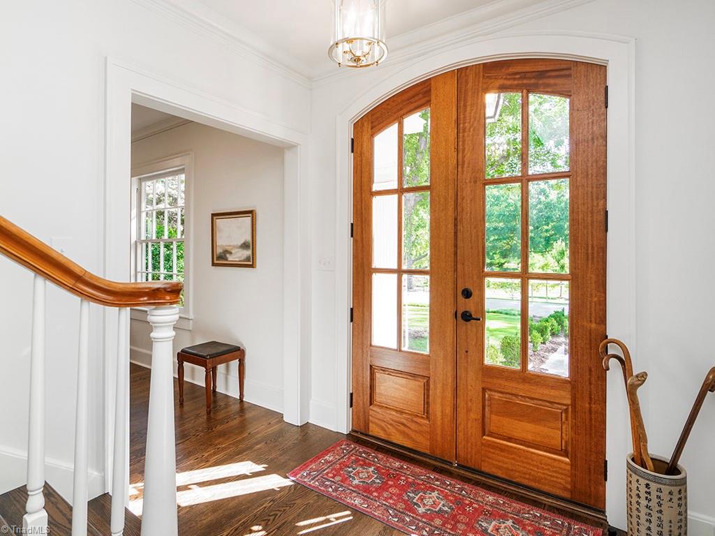 808 West Willowbrook Drive Burlington, NC 27215 - Photo 5 of 36