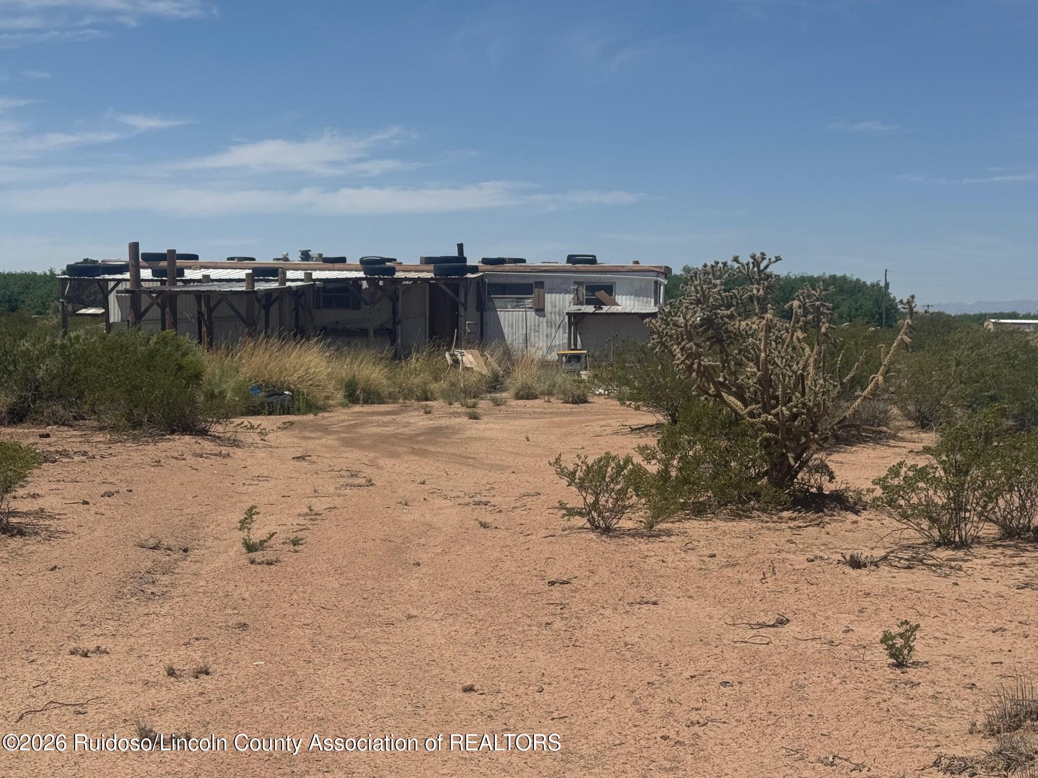 31 Albatros Road Tularosa, NM 88352 - Photo 1 of 6 Gallery Image 1