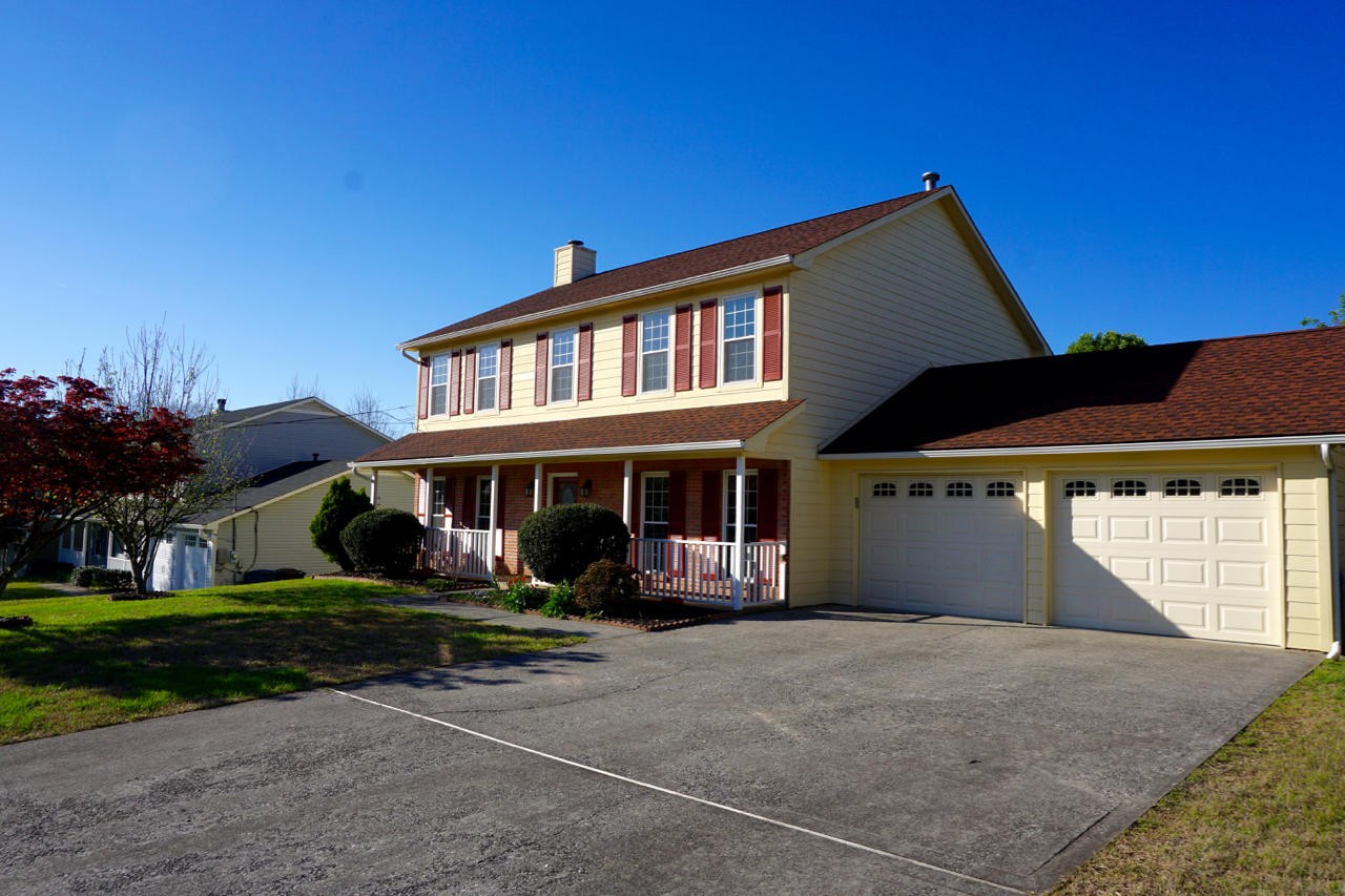 1617 Cheney Road Knoxville, TN 37922 - Photo 4 of 39 Gallery Image 4