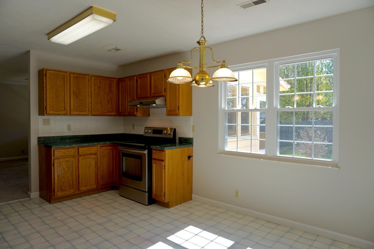 1617 Cheney Road Knoxville, TN 37922 - Photo 9 of 39 Gallery Image 9