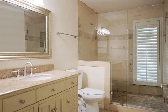 $3,800 | 740 Peavy Road, Dallas, TX 75218