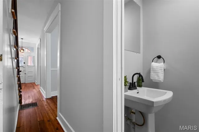 $560,000 | 2406 South 13th Street, St. Louis, MO 63104