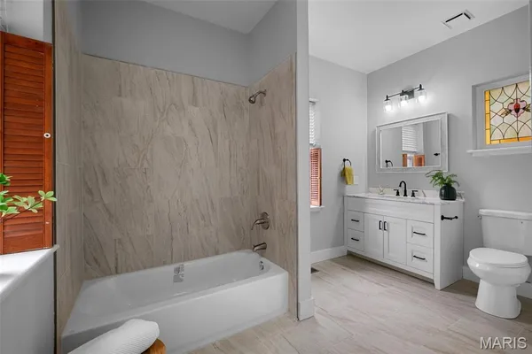 $529,900 | 2406 South 13th Street, St. Louis, MO 63104