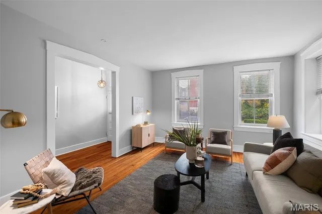 $560,000 | 2406 South 13th Street, St. Louis, MO 63104