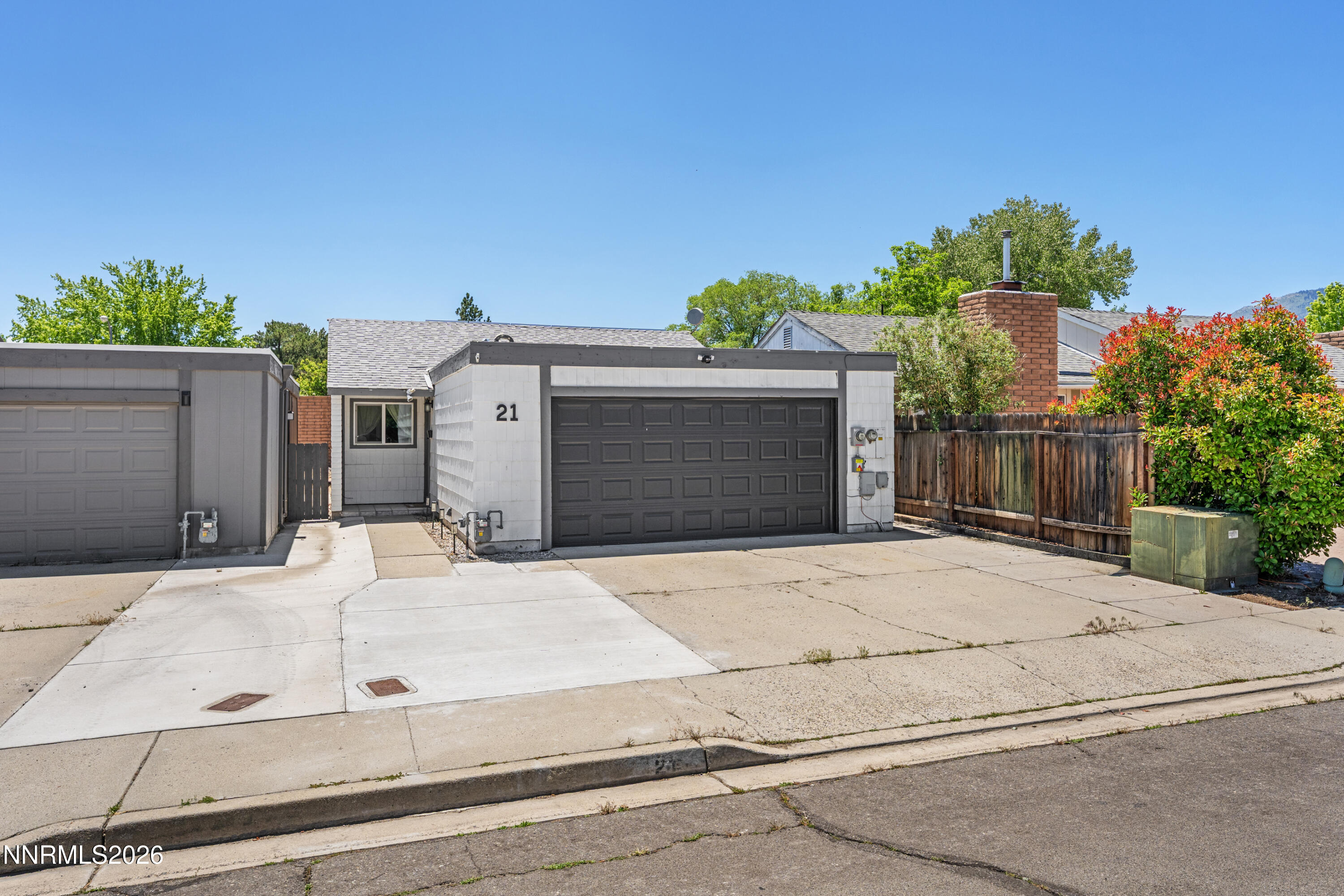 21 Castle Way Carson City, NV 89706 - Photo 2 of 36 A7V09883