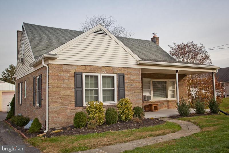 921 Rohrerstown Road Lancaster, PA 17601 - Photo 5 of 26 Gallery Image 5