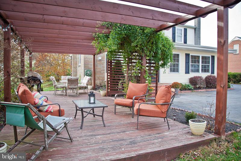 921 Rohrerstown Road Lancaster, PA 17601 - Photo 9 of 26 Gallery Image 9