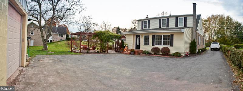 921 Rohrerstown Road Lancaster, PA 17601 - Photo 10 of 26 Gallery Image 10